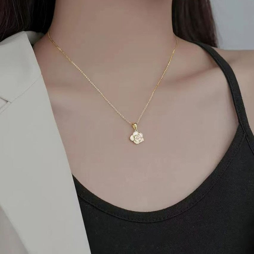 camellia necklace for women small fragrance light luxury niche design advanced sense simple temperament pearl collarbone choker