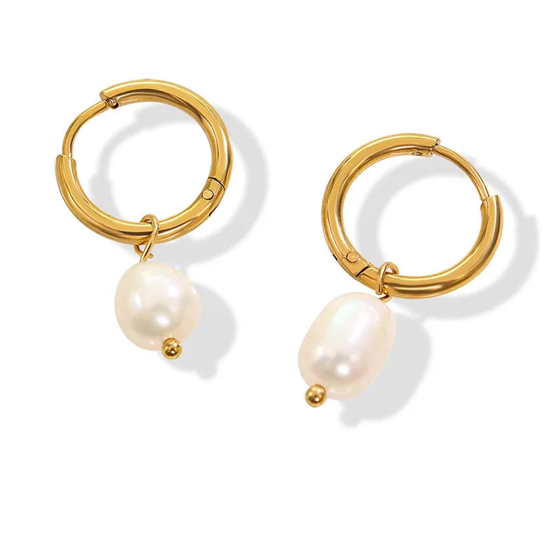Metal circle ear buckle Fresh water pearl pendant earrings do not fade light luxury French titanium steel plated 18K gold earrin