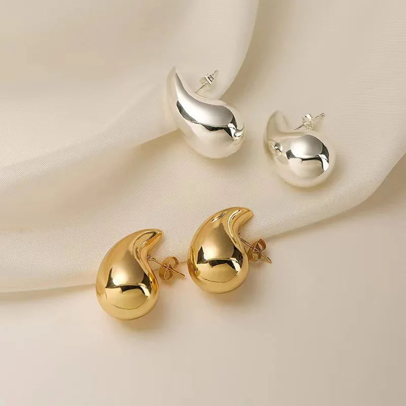 Instagram Crescent semicircle Widen and thick high-grade titanium steel earring buckle 18K gold