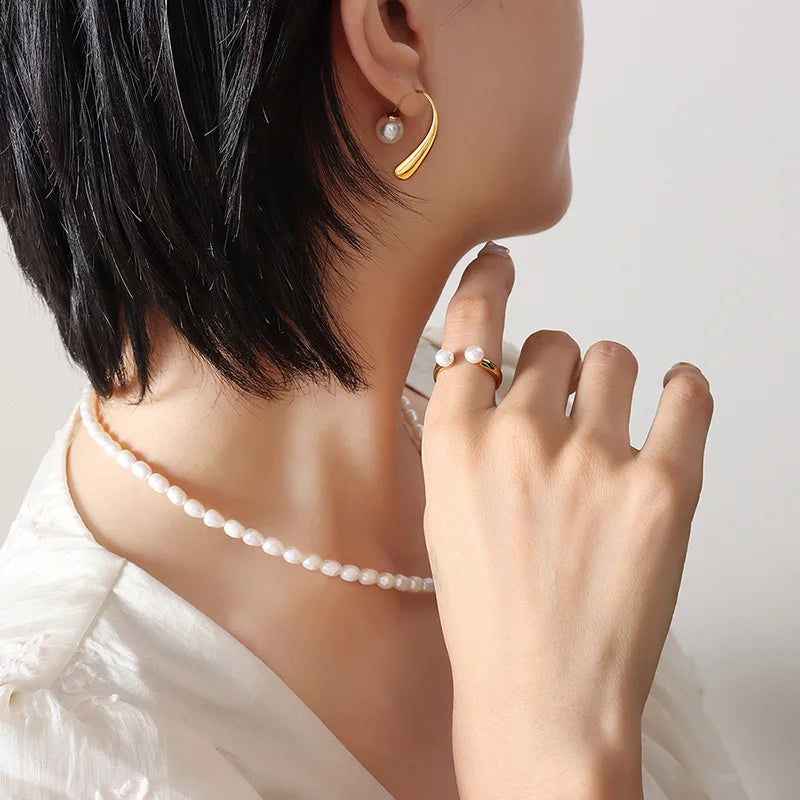 Trend niche simple geometry retro personality imitation pearl pearl take out wearing earrings girl jewelry gift